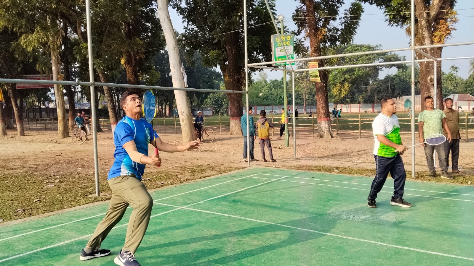 ভোরে মাঠে ফুটবল-ব্যাডমিন্টনে পানিসম্পদ প্রতিমন্ত্রী, পঞ্চগড়ে ক্রীড়াঙ্গন চাঙা করার উদ্যোগ